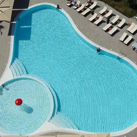 Supreme Hotel&spa 5* Golem (Tirana)