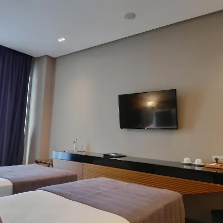 Supreme Hotel&spa Golem (Tirana)