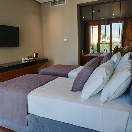 Szálloda Supreme Golem