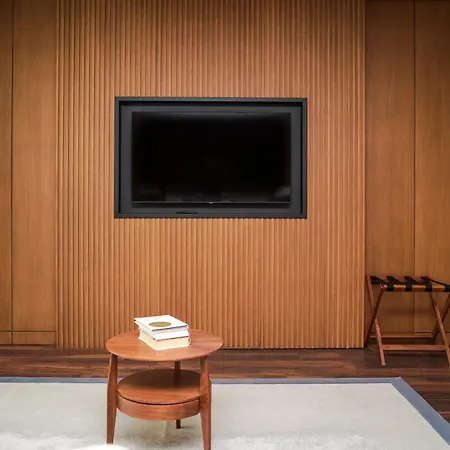 Supreme 5* Golem (Tirana)