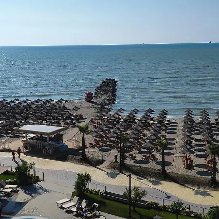 Supreme Golem (Tirana)