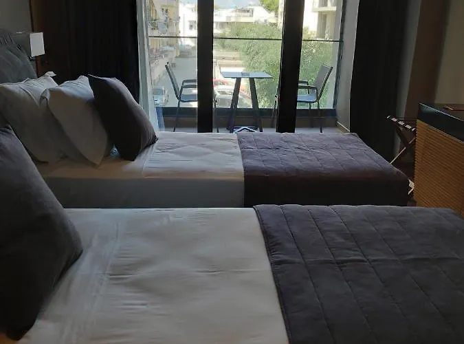 Supreme Hotell Golem (Tirana)